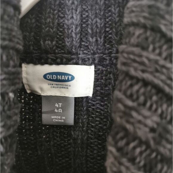 2/$20 Old Navy Boys knit sweater - Picture 3 of 4
